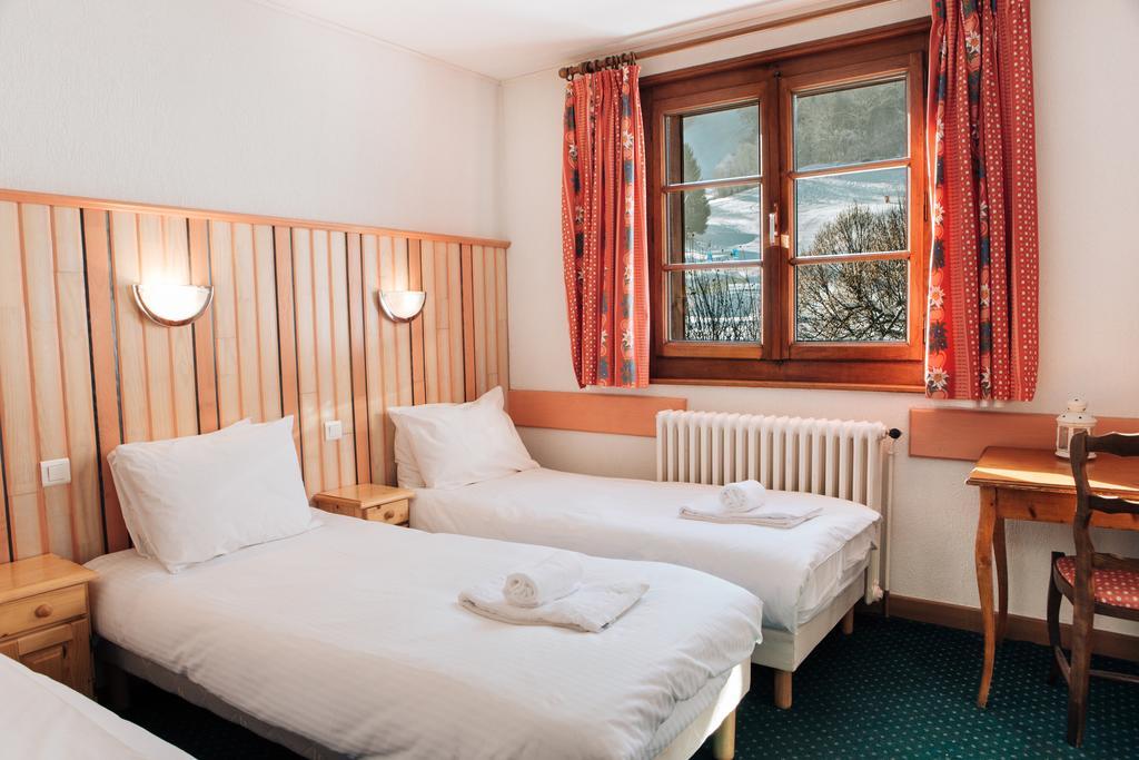 Hotel L'Aubergade Морзин Екстериор снимка
