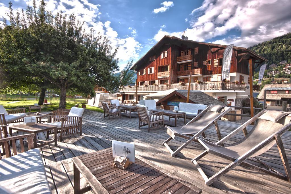 Hotel L'Aubergade Морзин Екстериор снимка