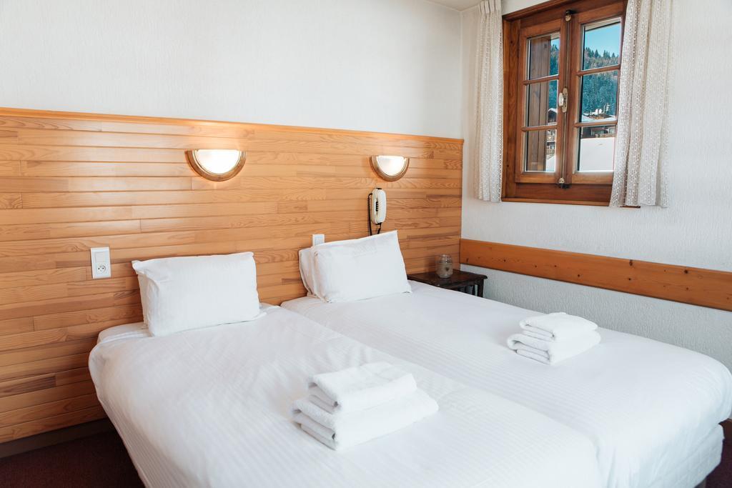 Hotel L'Aubergade Морзин Екстериор снимка